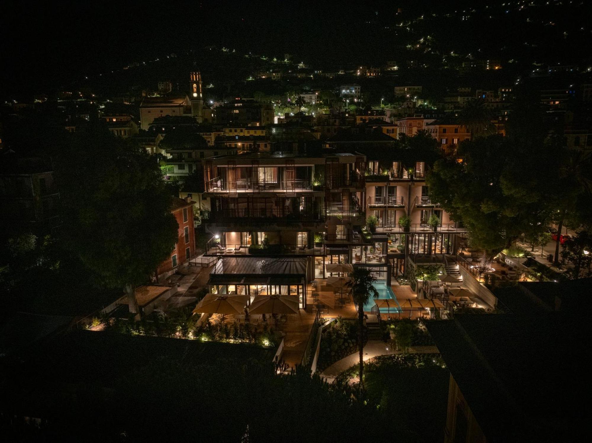 Hotel Capitolo Riviera à Gênes Extérieur photo